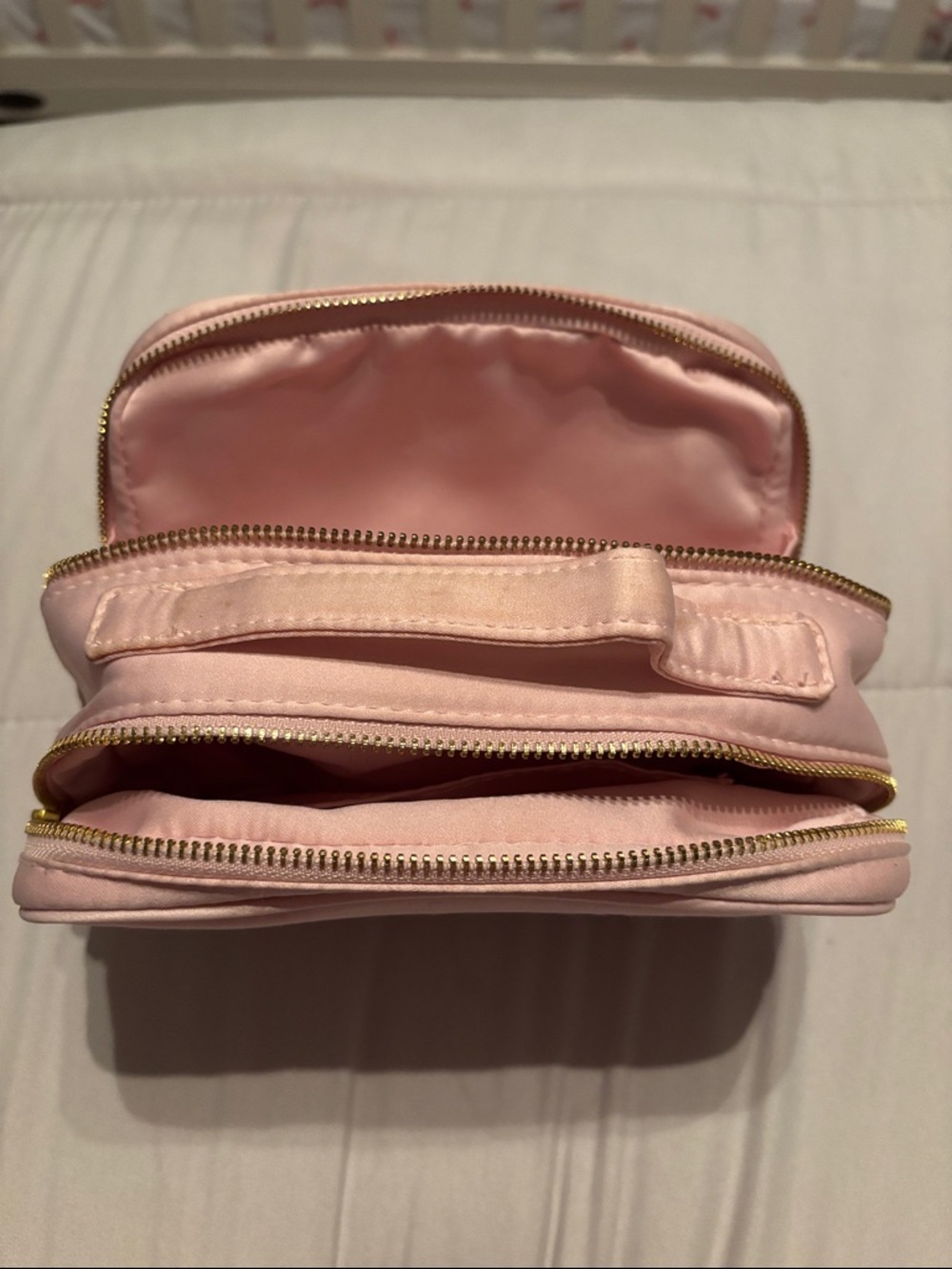 New Satin Light Pink Prada La Femme Cosmetic Case - Picture 2 of 10
